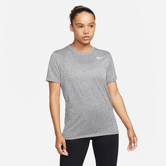 Nike Tee - Picture 1 of 7